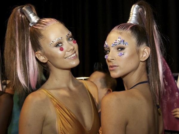 LDN:SKINS created Illuminated bronzed skin for Bondi Bather's show. (Source: Beauty Directory)