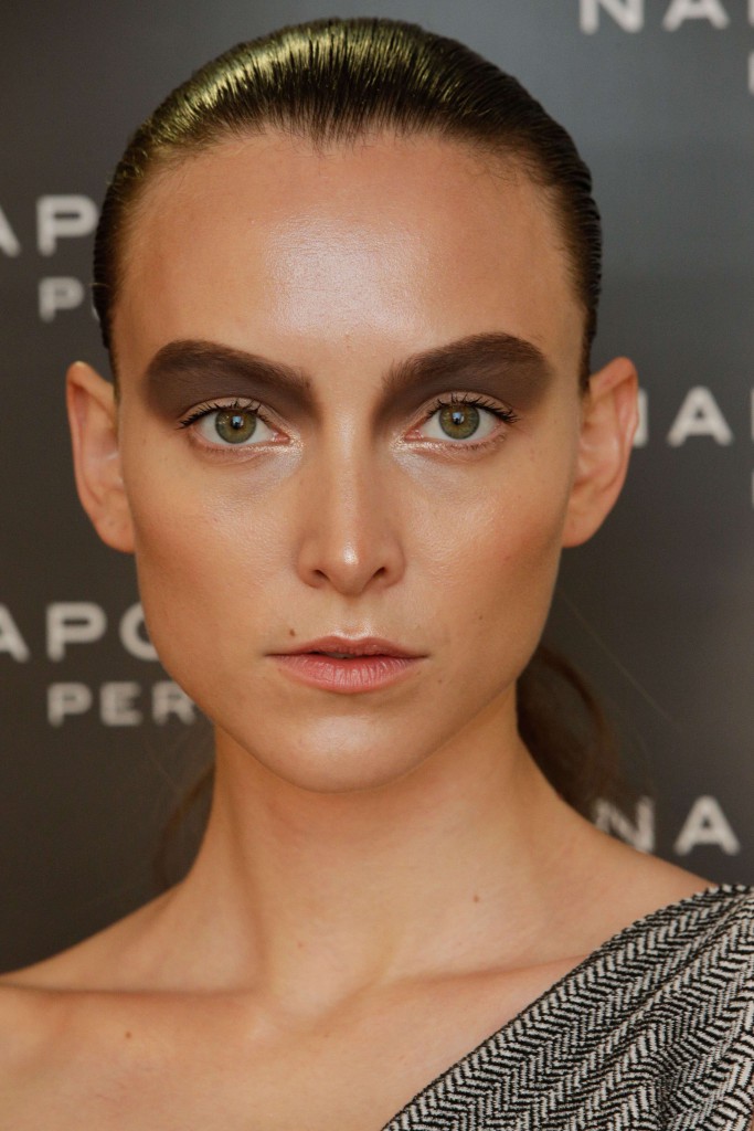 The second look was even more drama packed thanks to grey shadow taken all the way up to the brows.