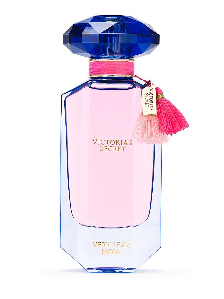 Victoria's Secret's new fragrance Very Sexy Now 
