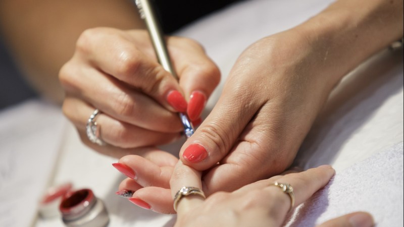 NEW! Makeup & nail competitions at Salon Melbourne.