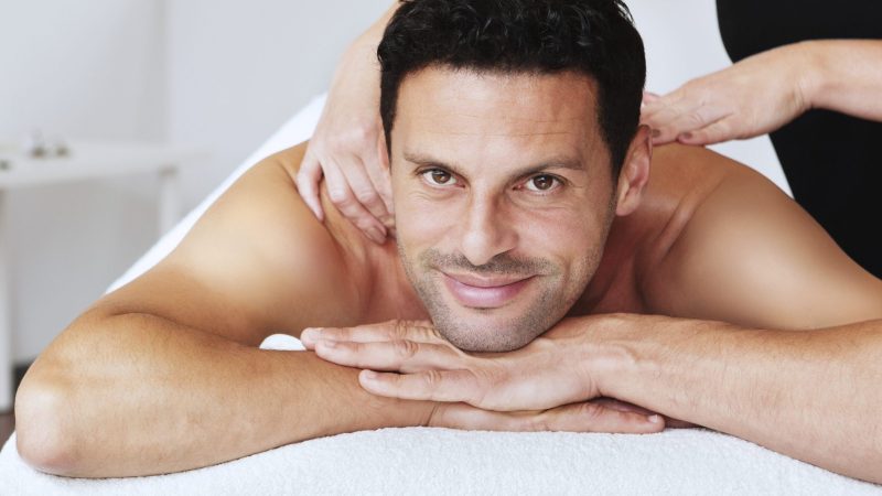 How to treat men in the beauty salon