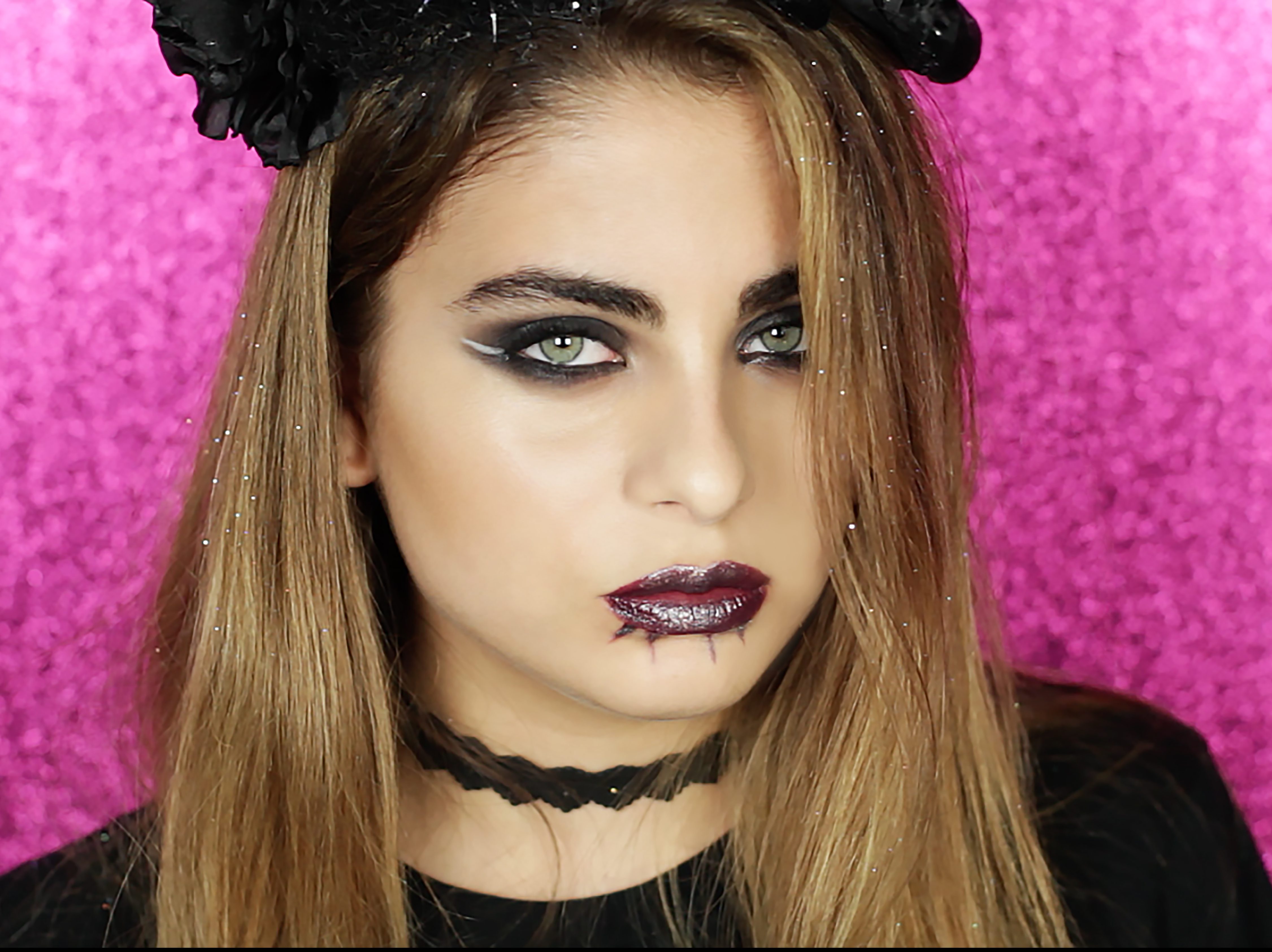 How to: 3 Halloween makeup looks to try!