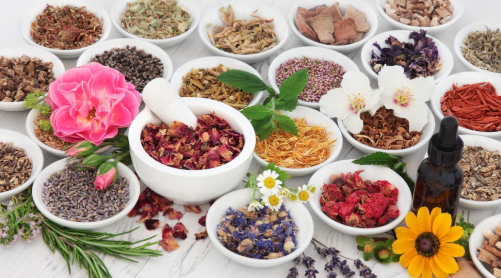 Beautify your skin with Chinese herbs