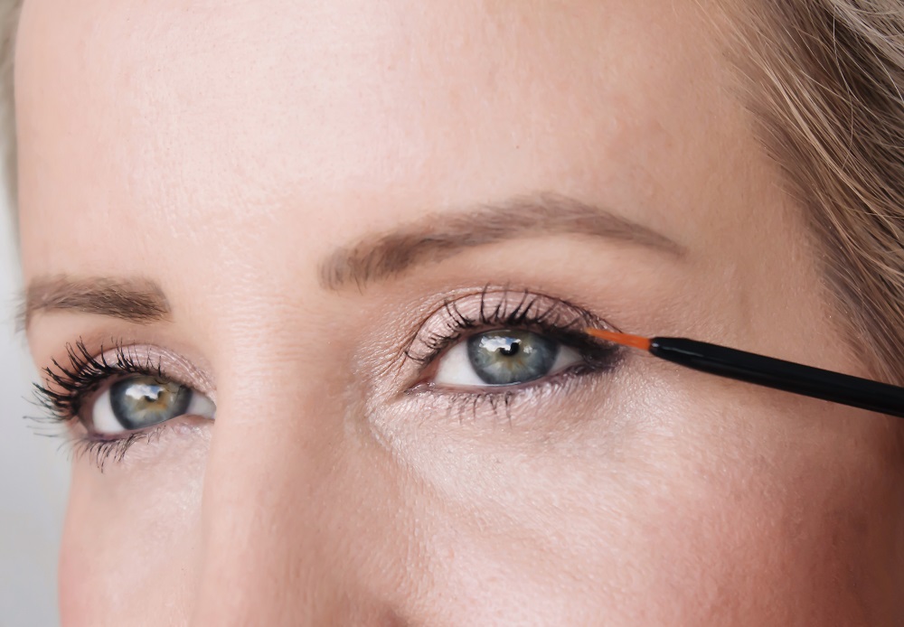 How Safe Are Your Lash and Brow Growth Products?