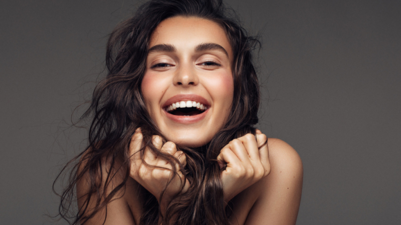 Beauty Salons Venture Into Teeth Whitening