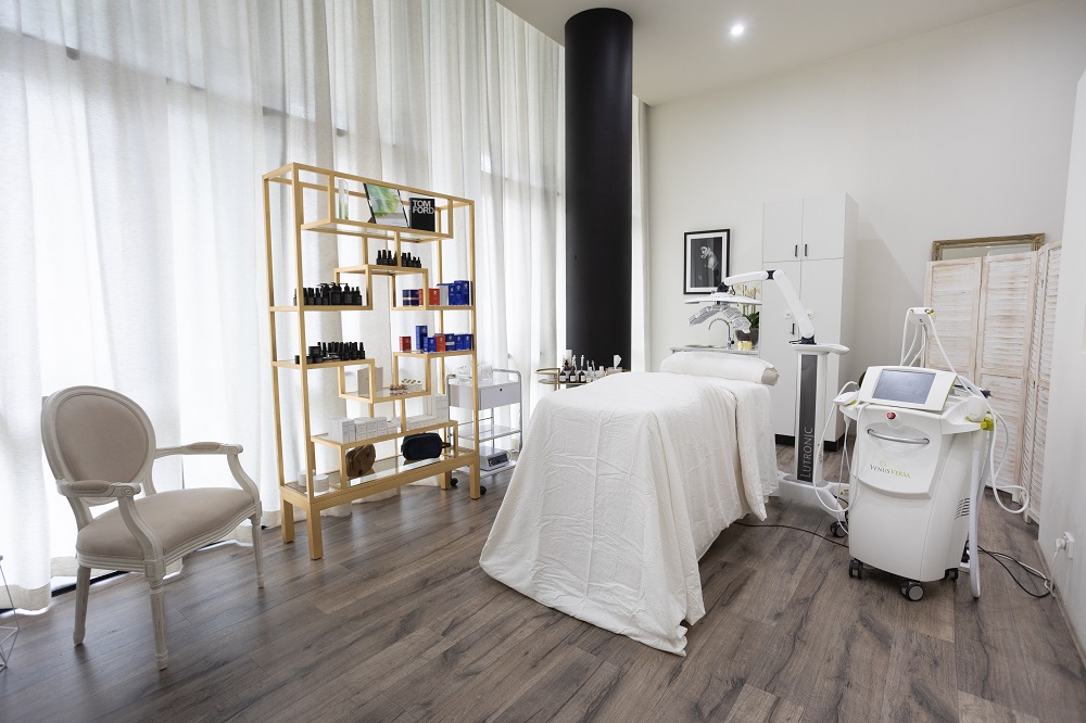 Salon Profile: Amirova Cosmetic Clinic, Home to the Oxylight Facial Treatment