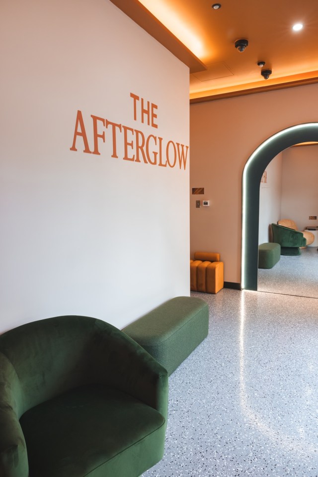 The Afterglow Tanning Salon Design