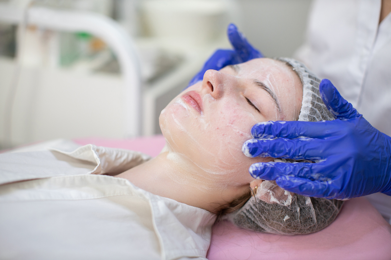 Can a Peel Replace the Skin Rejuvenation Effects of Needling? Business Owners Weigh In